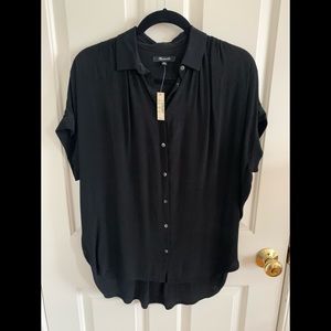 Madewell black button down shirt w/cuff short sleeves.